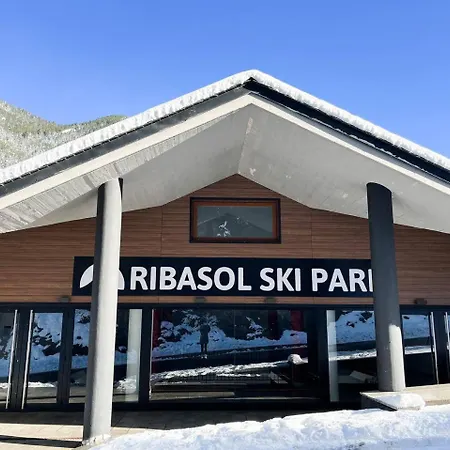 Apartmán Iconic - A Pie De Pistas En 1 Minuto - Terraza Con Vistas Al Valle - Parking Gratis L By Bonesvacances Arinsal